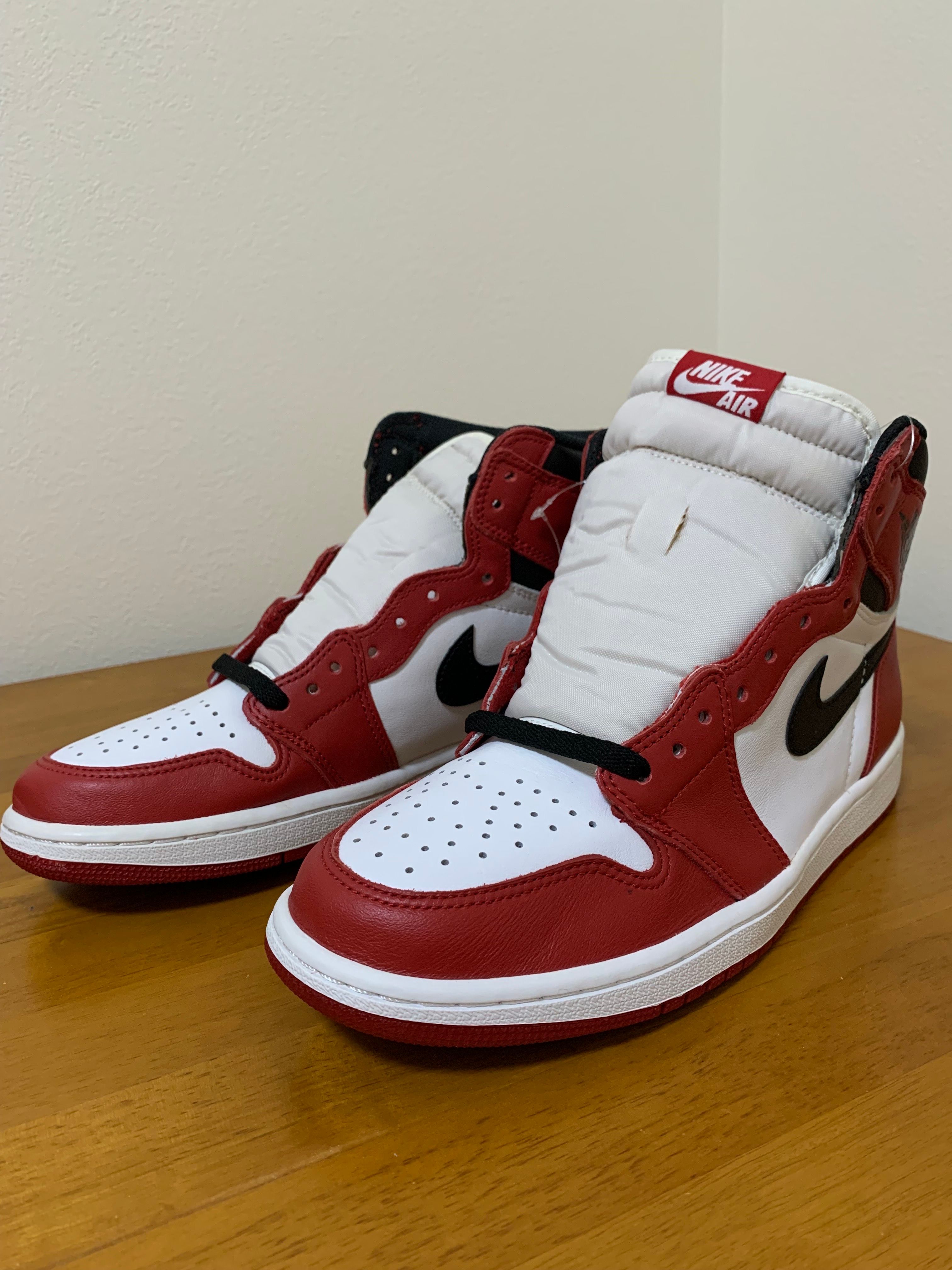 Nike Air Jordan 1 Retro High "Chicago" (2015)