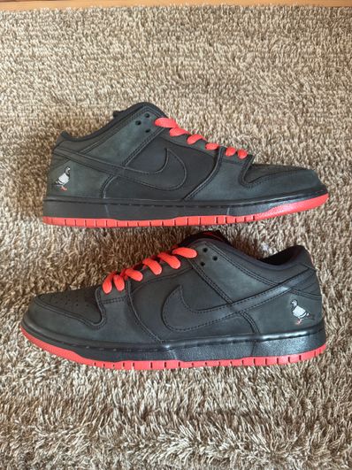 Nike SB Dunk Low TRD QS "Black Pigeon"
