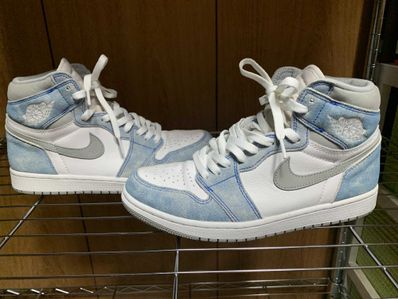 Nike Air Jordan 1 High OG "Hyper Royal"