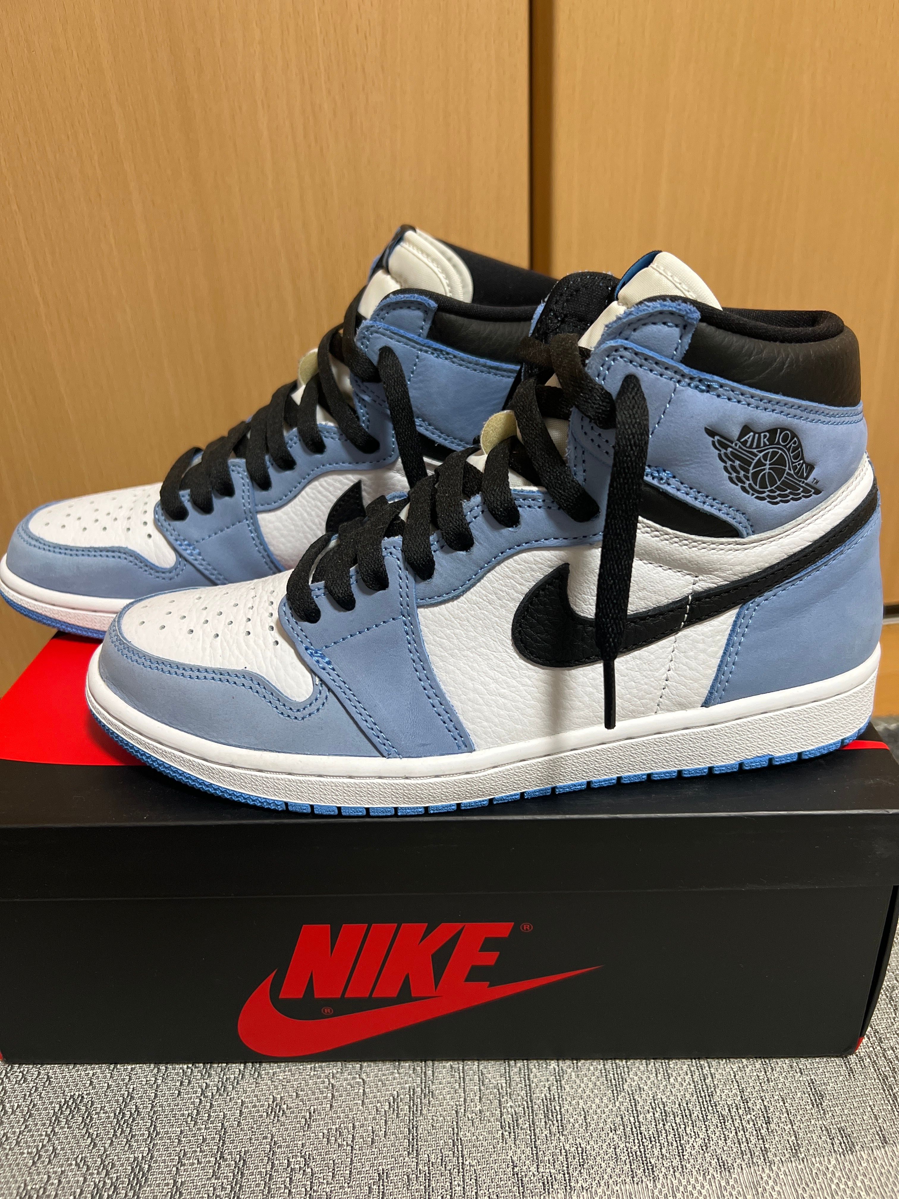 Nike Air Jordan 1 High OG "University Blue"