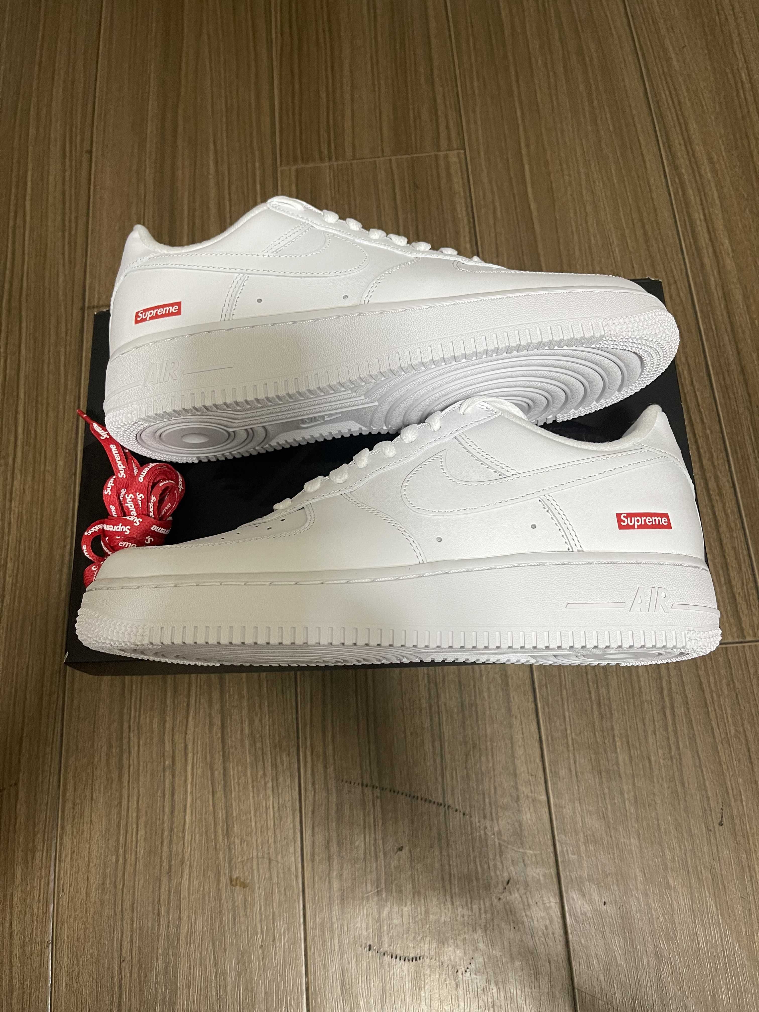 Supreme × Nike Air Force 1 Low "White"