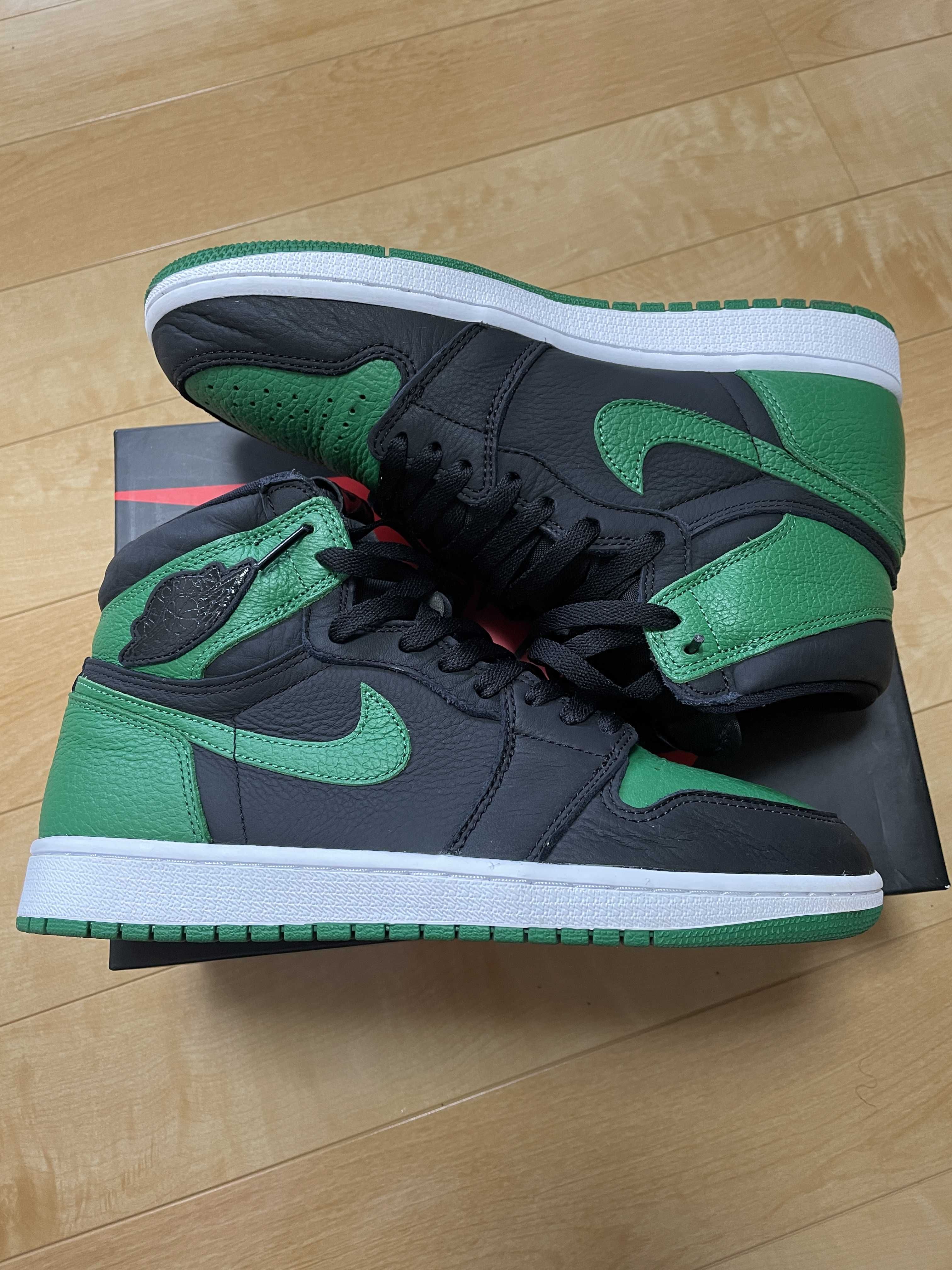 Nike Air Jordan 1 Retro High OG "Black/Pine Green" (2020)
