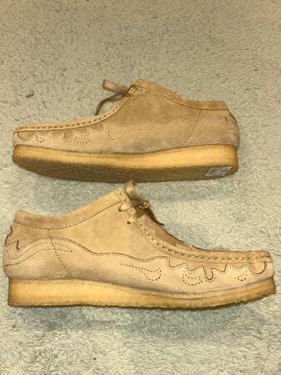 Supreme × Clarks Wallabee "Maple"