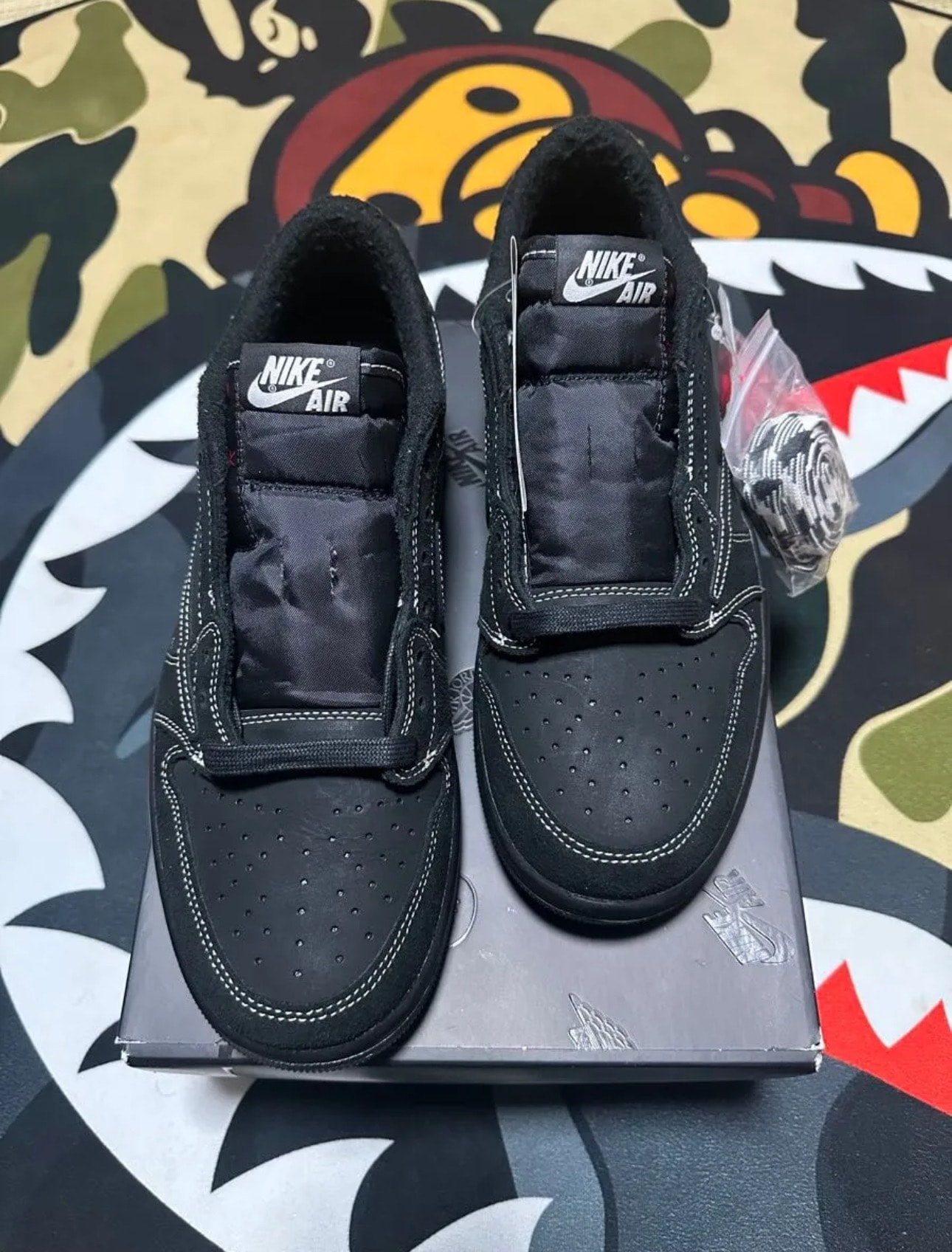 Travis Scott × Nike Air Jordan 1 Low OG SP 