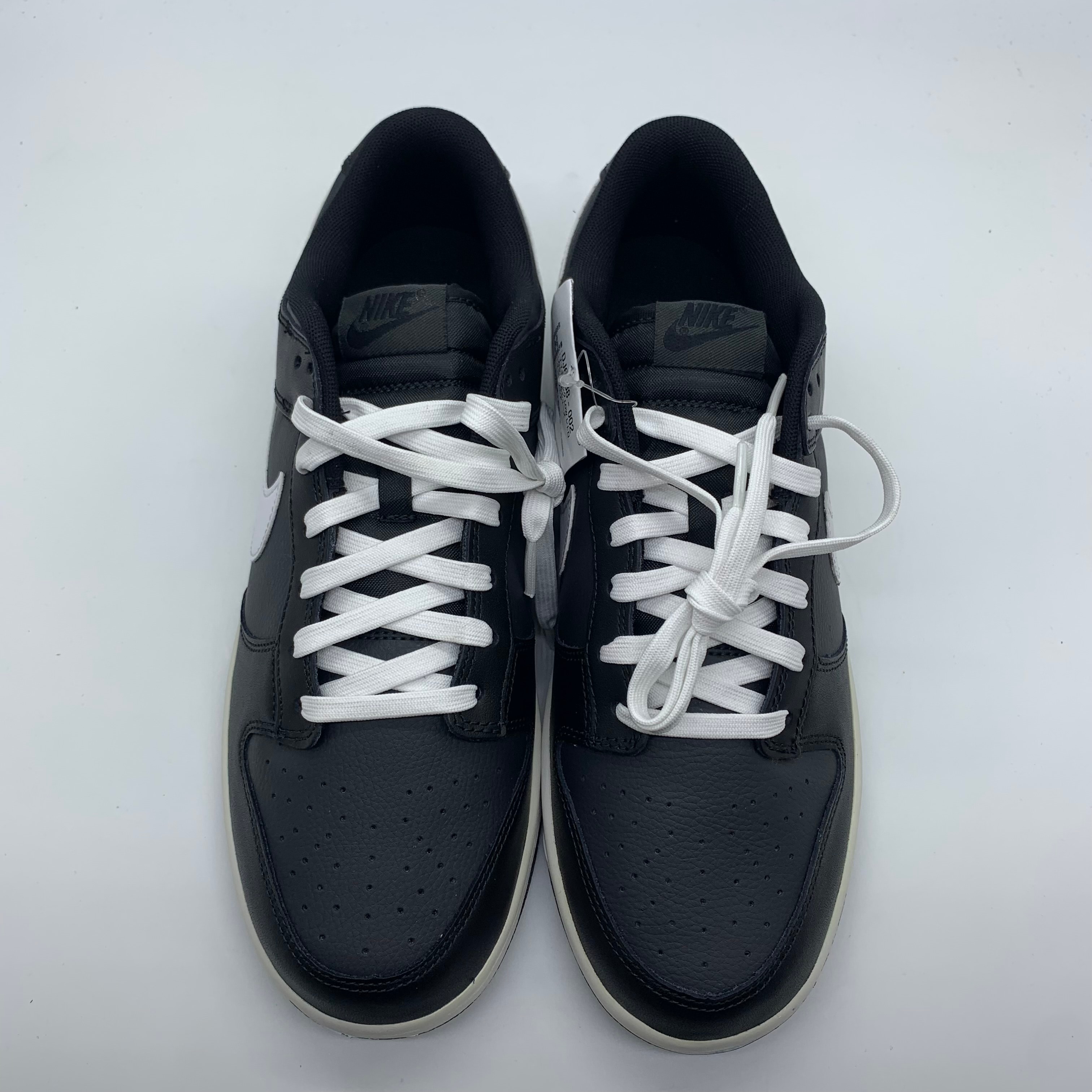 ナイキ ダンク ロー "ブラック パンダ"