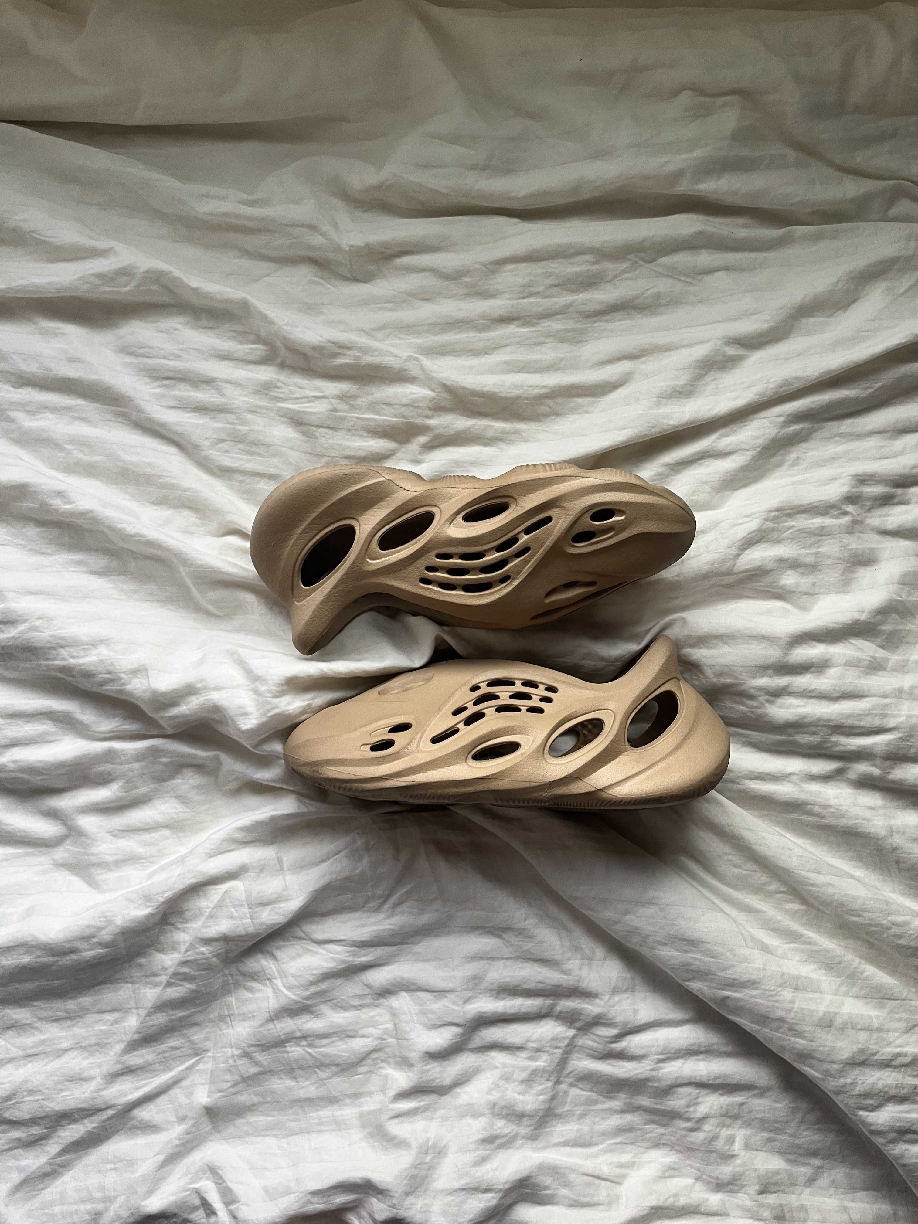 adidas YEEZY Foam Runner "Ochre"