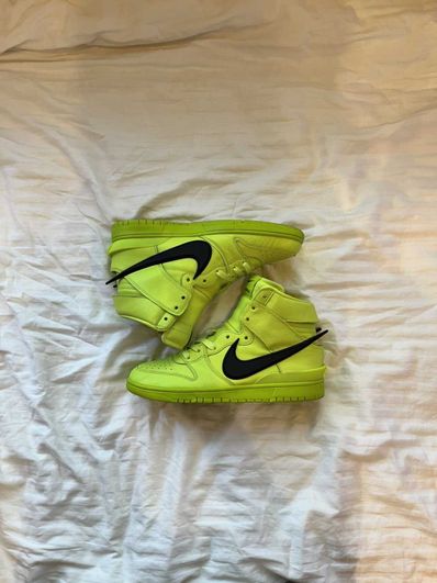 AMBUSH × NIKE DUNK HIGH "FLASH LIME"
