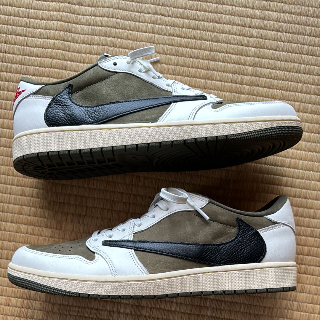 Travis Scott × Nike Air Jordan 1 Low OG SP "Reverse Olive"