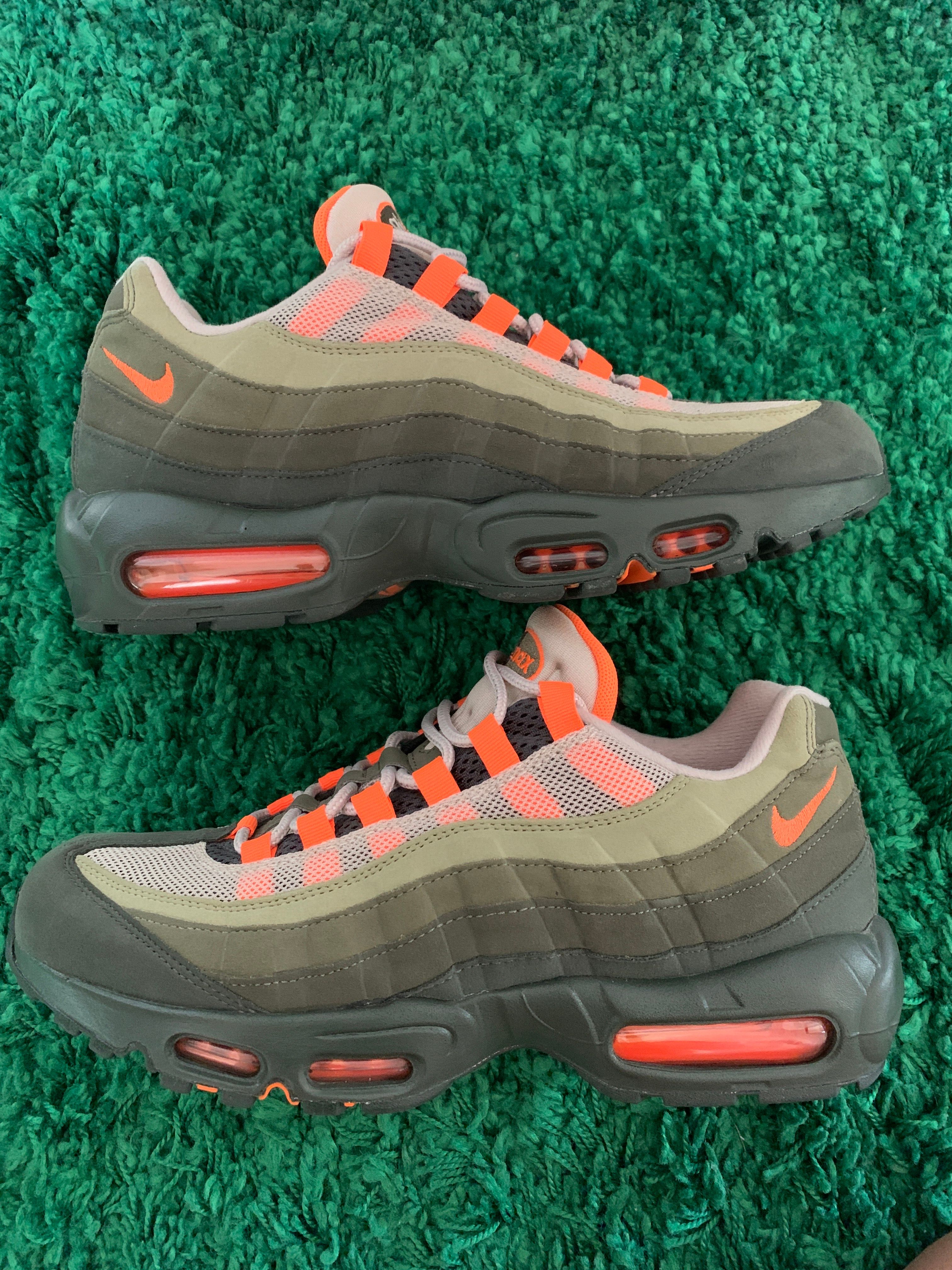 Nike Air Max 95 "String/Total Orange"