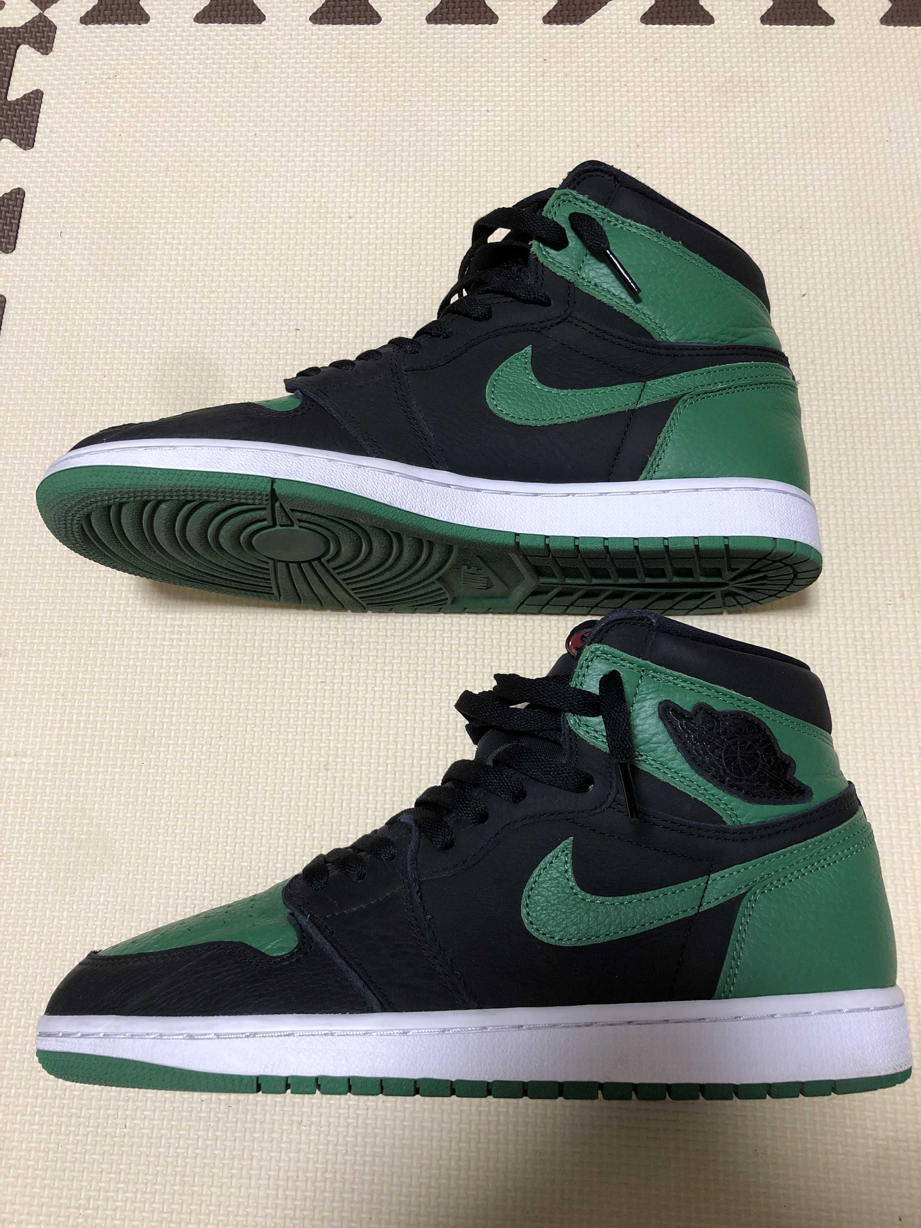 Nike Air Jordan 1 Retro High OG "Black/Pine Green" (2020)