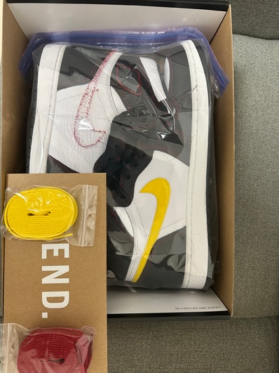 Nike Air Jordan 1 High OG Defiant "Black/Yellow/Gym Red"