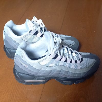 Nike Air Max 95 "Gunsmoke/Pink Foam"
