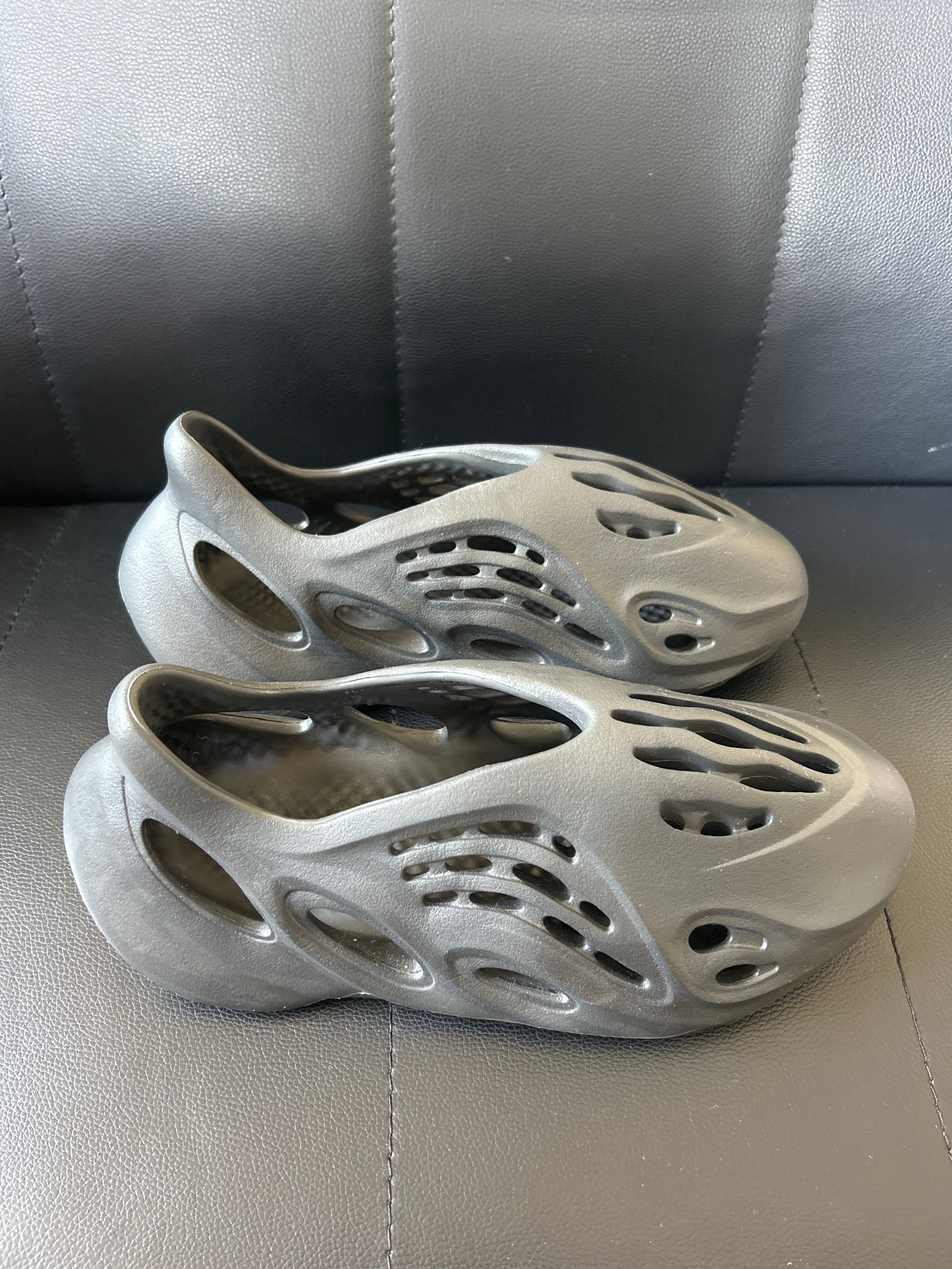 adidas YEEZY Foam Runner "Onyx"