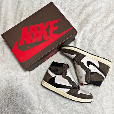 Travis Scott × Nike Air Jordan 1 Retro High OG TS SP "Sail/Dark Mocha"