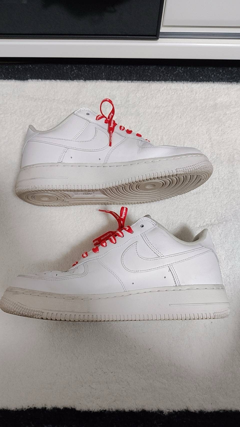 Supreme × Nike Air Force 1 Low "White"