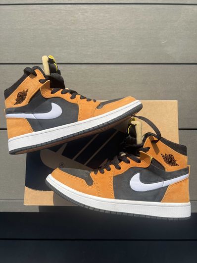 Nike Air Jordan 1 High Zoom "Monarch Orange"