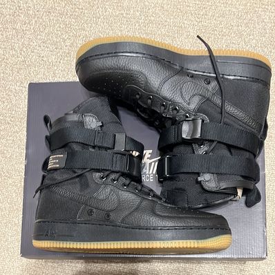 NIKE SF AIR FORCE 1 BLACK GUM (2017 NO BAG)