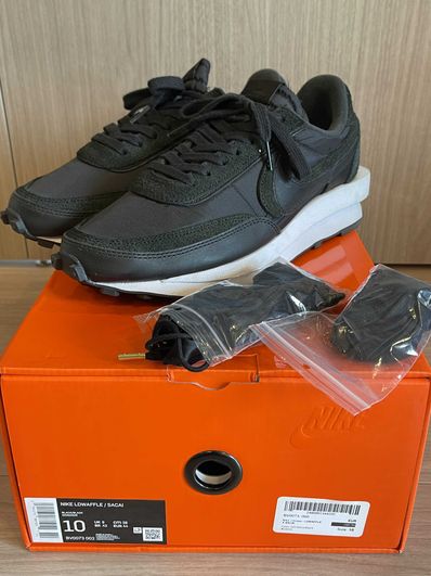 sacai × Nike LDV Waffle "Triple Black"