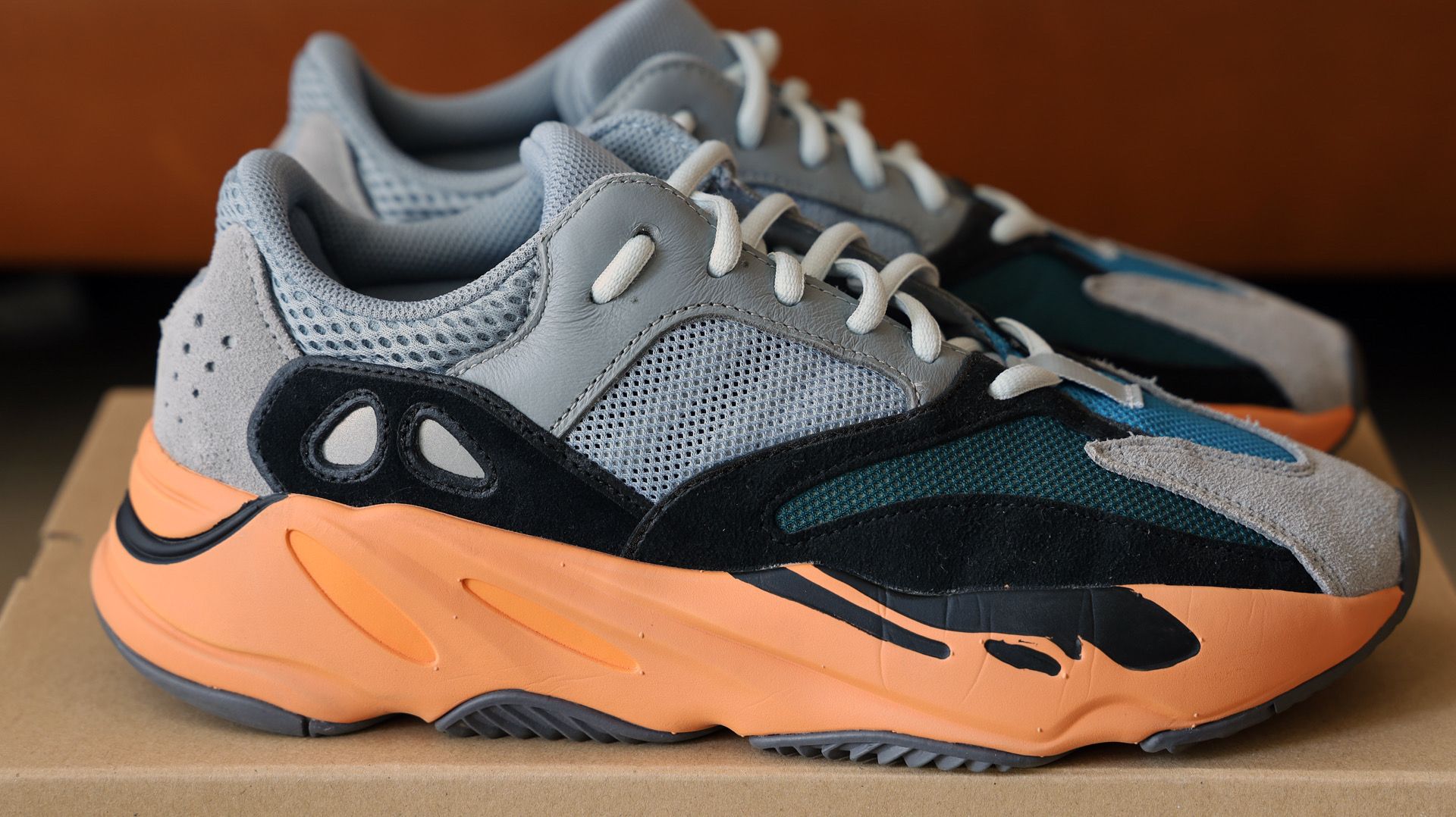 adidas YEEZY Boost 700 "Wash Orange"