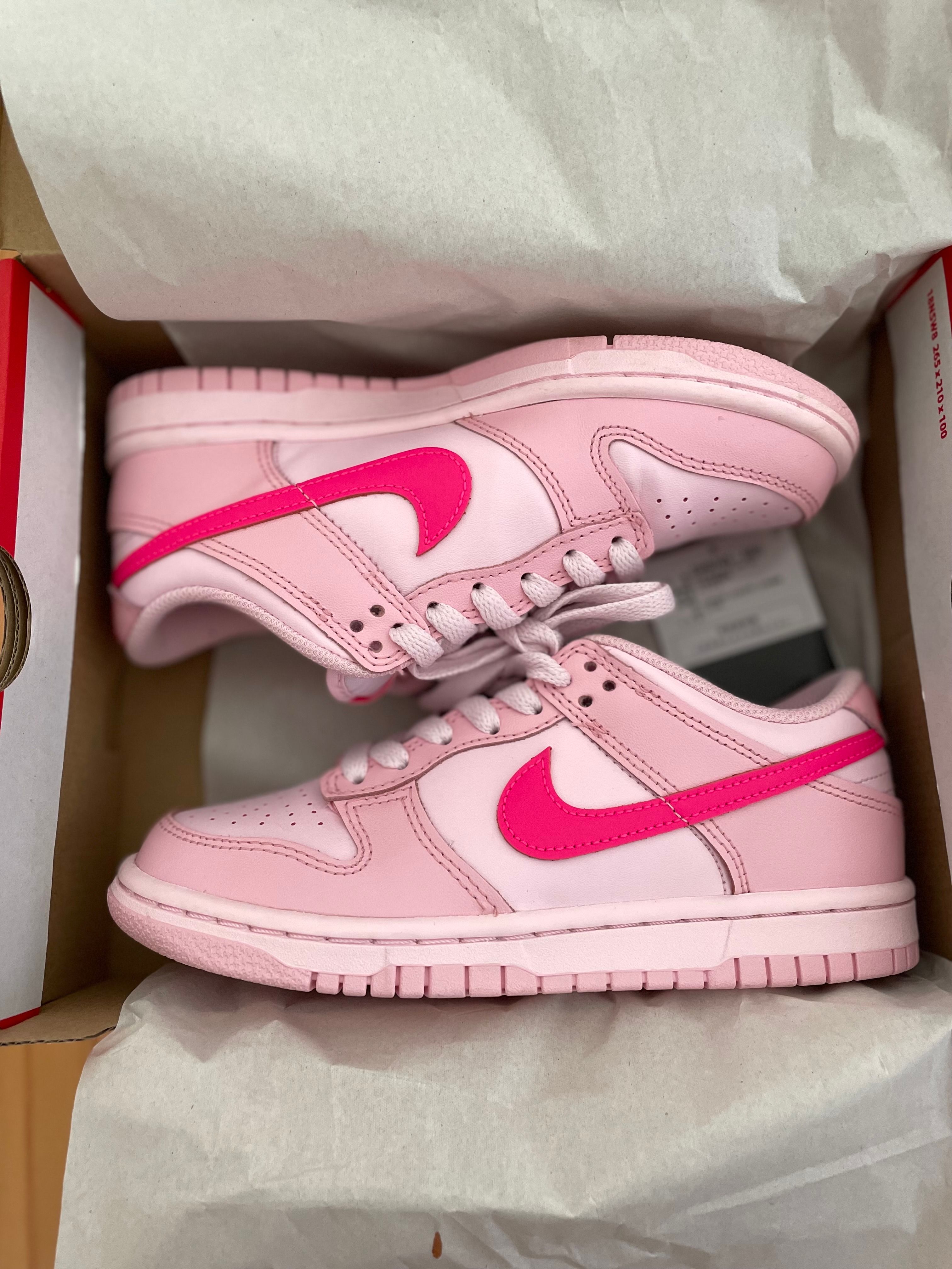 Nike GS Dunk Low "Triple Pink"