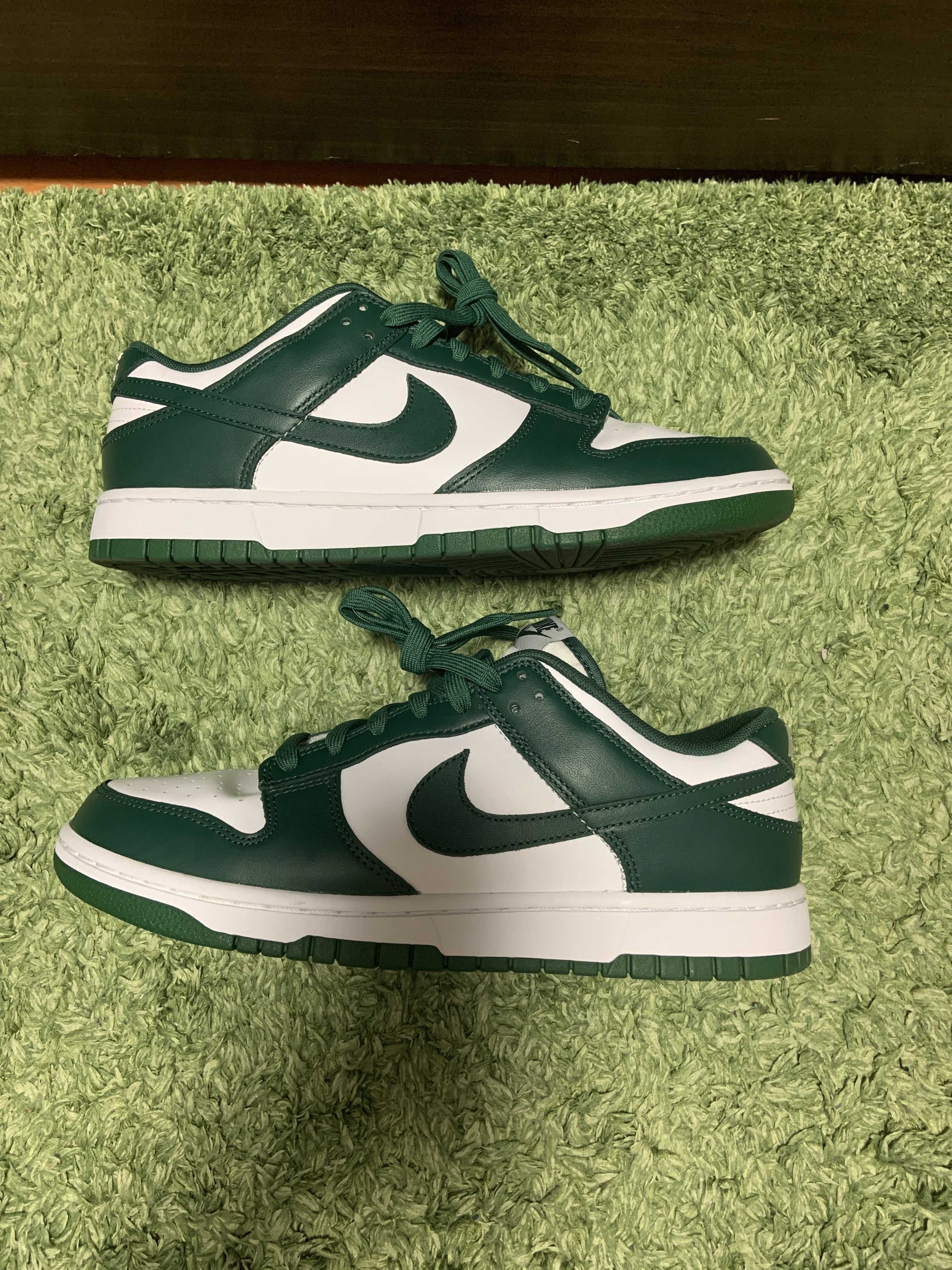 Nike Dunk Low Retro "Varsity Green/Team Green"