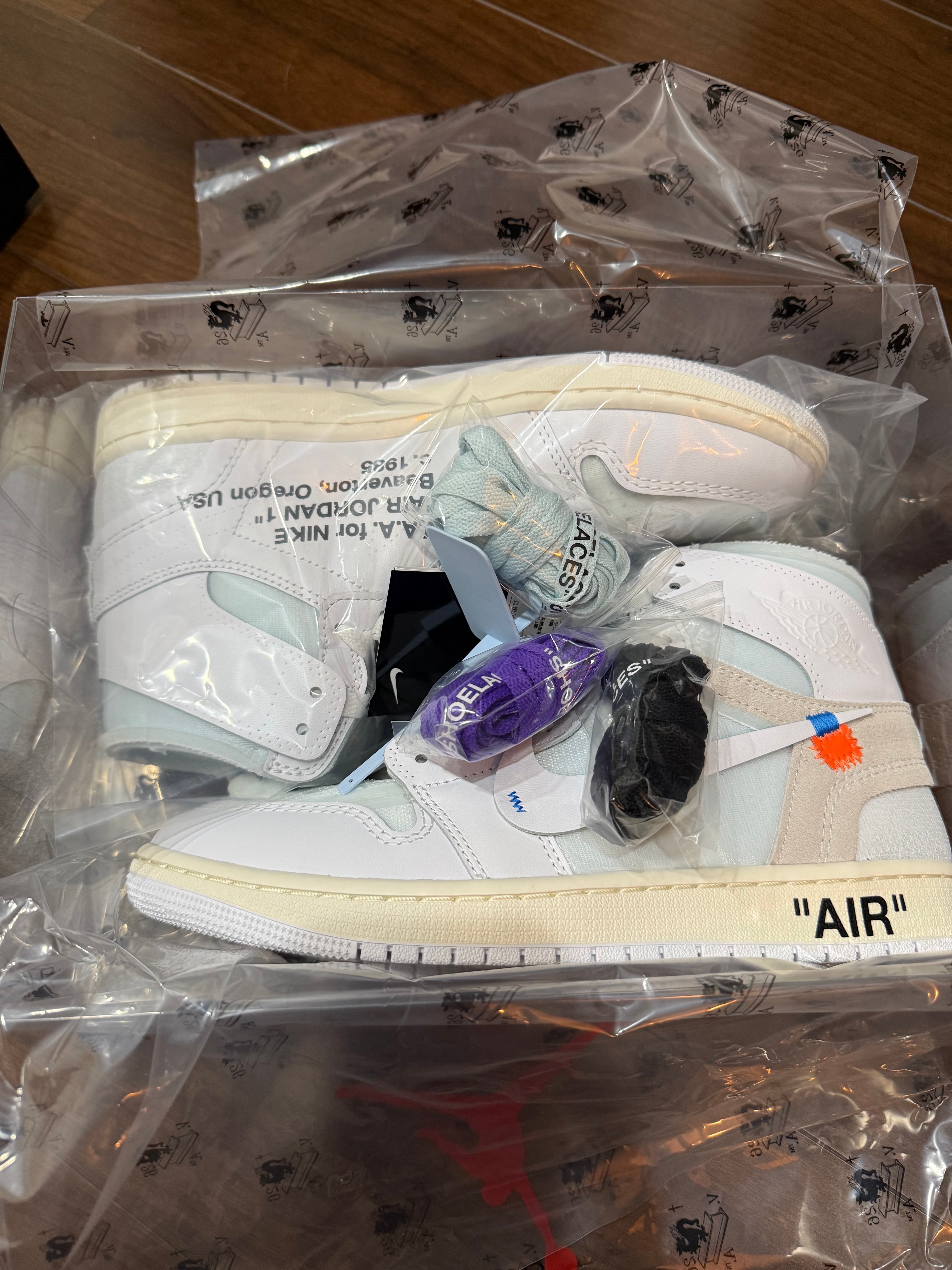 Virgil Abloh Archive (V.A.A.) × Nike Air Jordan 1 Retro High OG "Alaska"