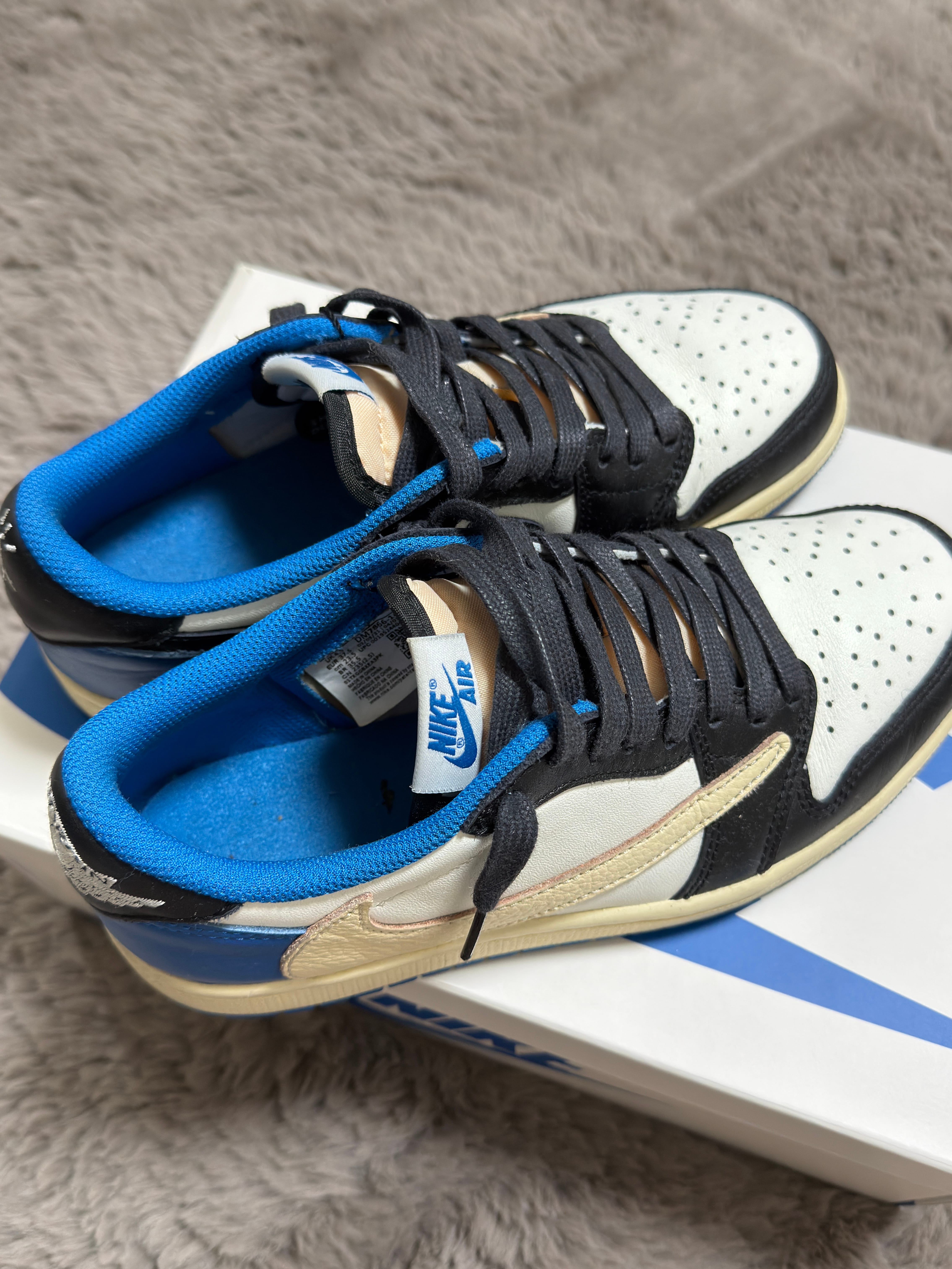 Travis Scott × fragment design × Nike Air Jordan 1 Low OG SP "Military Blue"