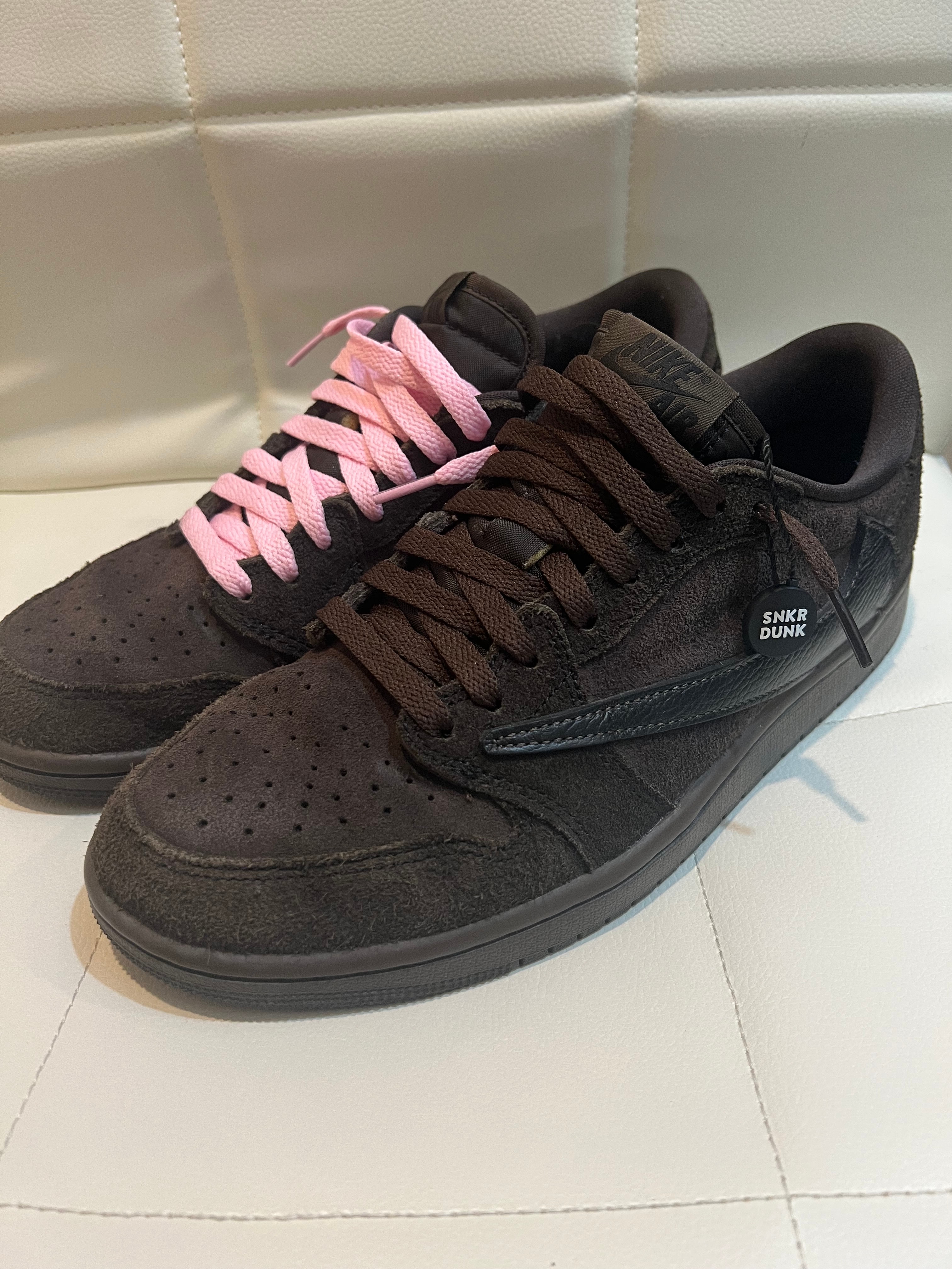 Travis Scott × Nike Air Jordan 1 Low OG SP "Velvet Brown and Dark Mocha"