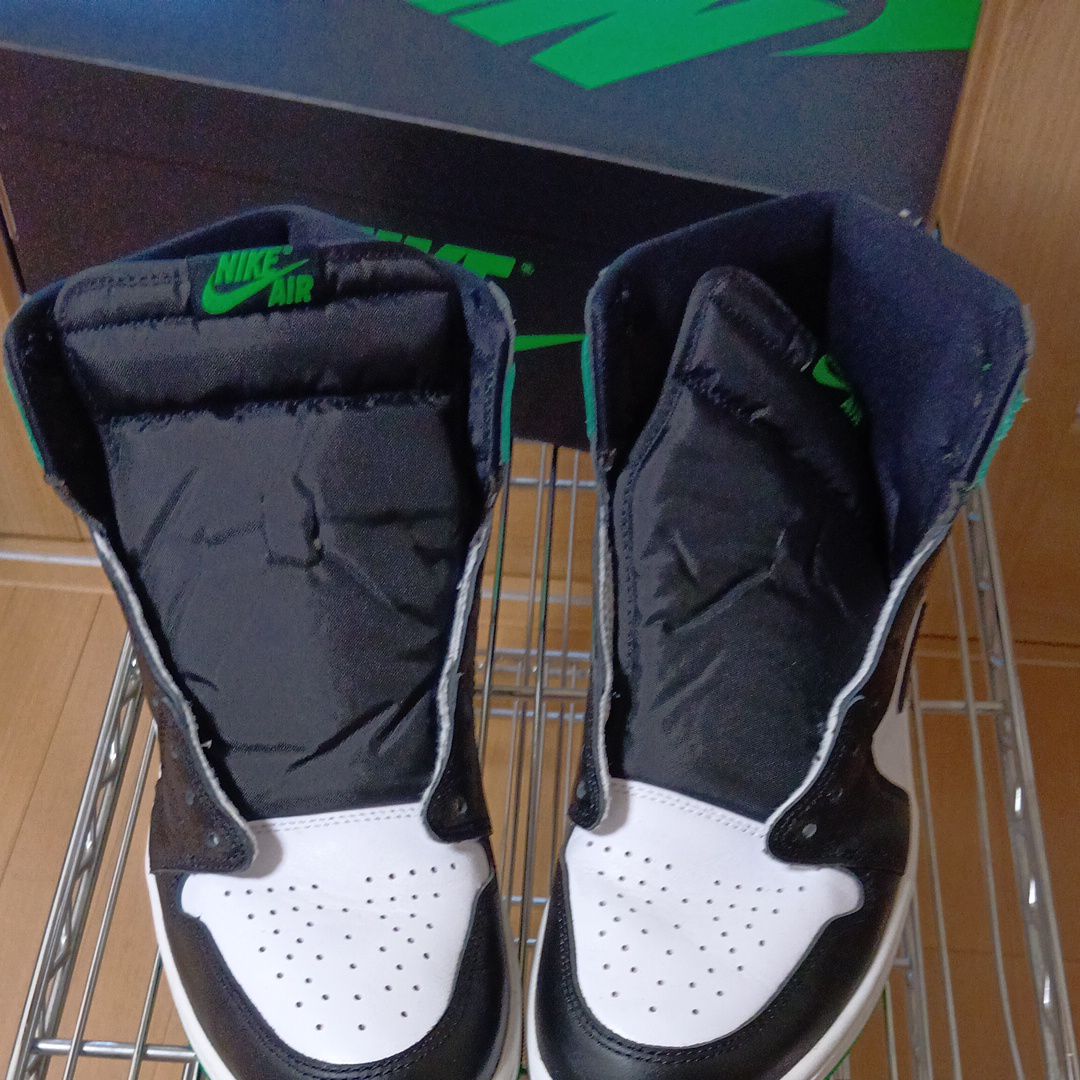 Nike Air Jordan 1 Retro High OG "Celtics/Black and Lucky Green" (2023)
