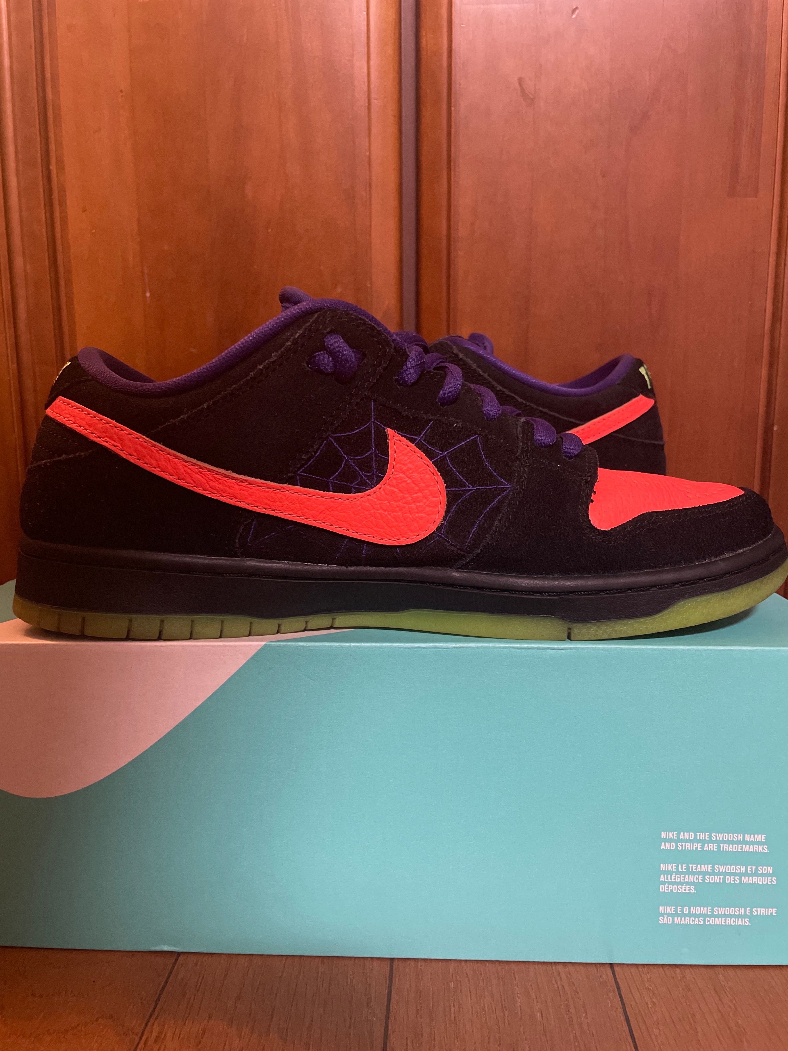 Nike SB Dunk Low "Night Of Mischief"