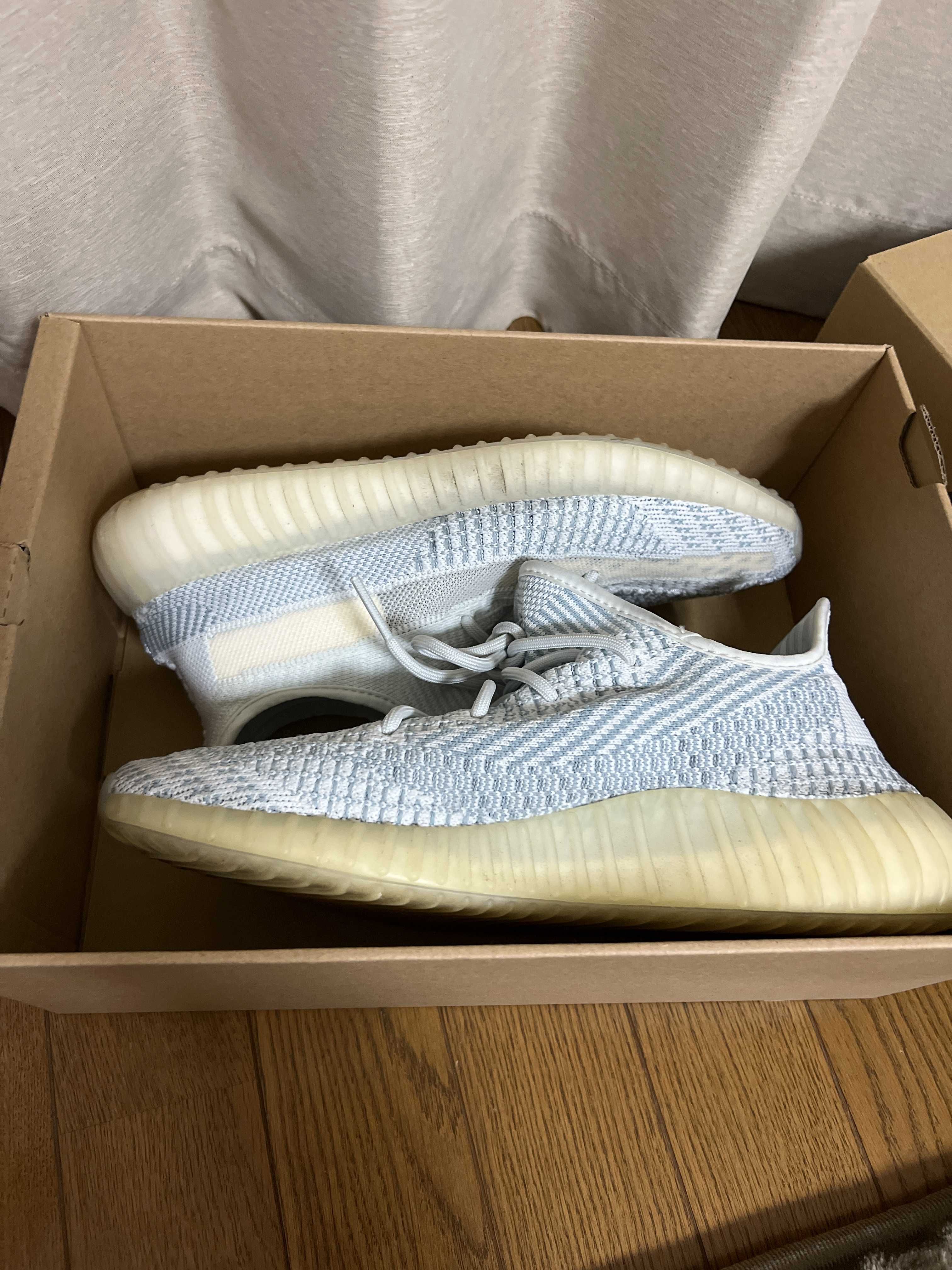 adidas YEEZY Boost 350 V2 "Cloud White"
