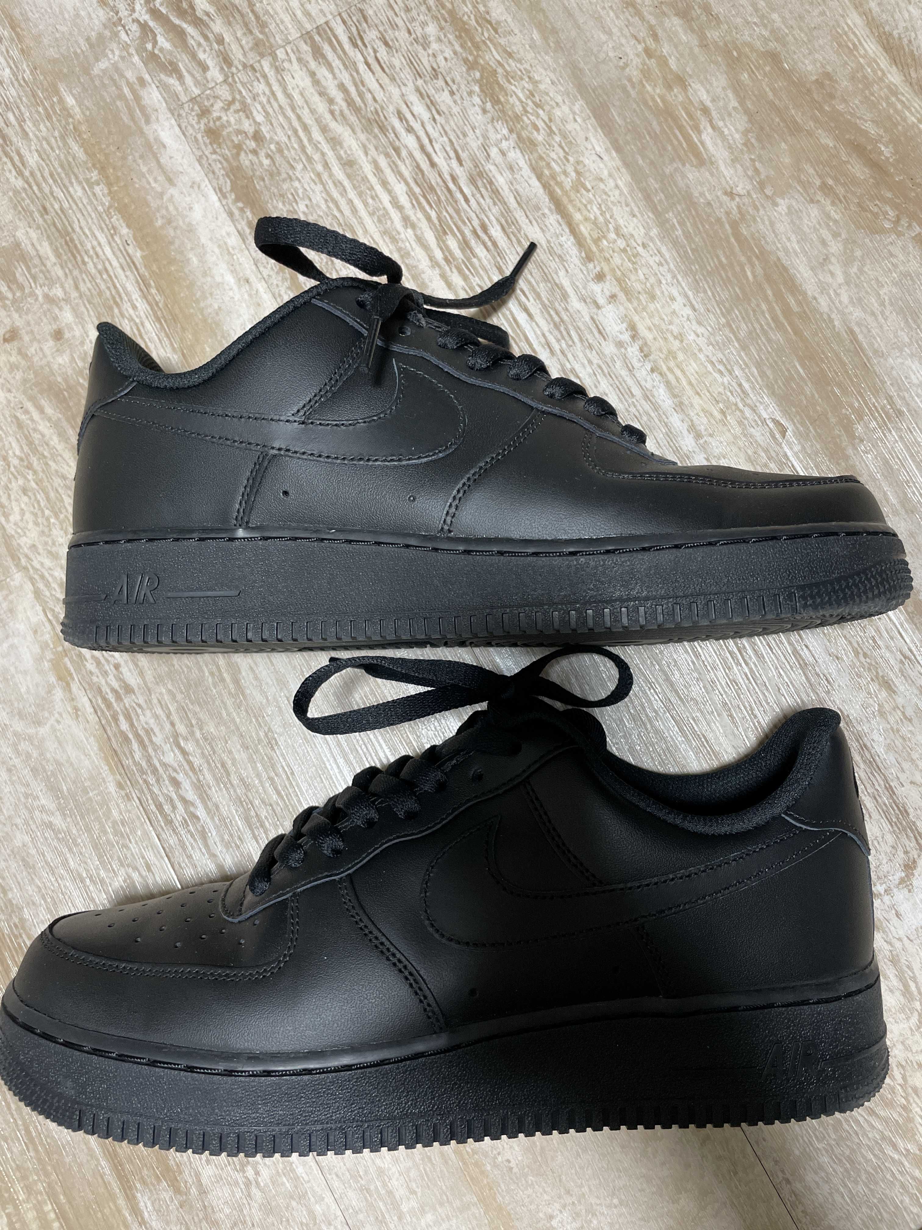 Nike Air Force 1 Low '07 "Black/Black"