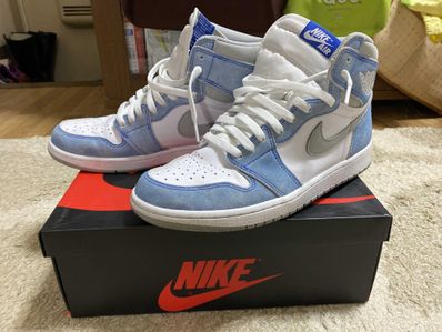 Nike Air Jordan 1 High OG "Hyper Royal"