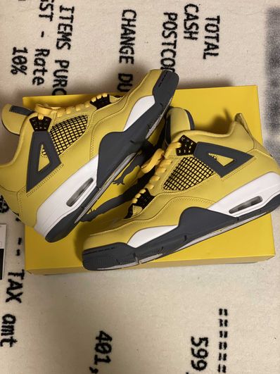 Nike Air Jordan 4 "Tour Yellow"