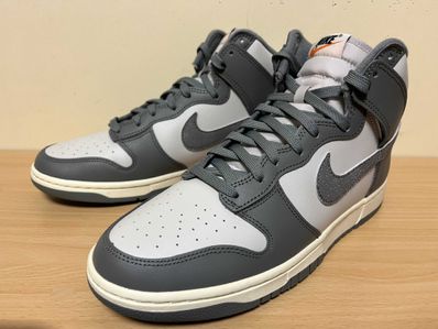 Nike Dunk High Retro SE Vintage "Light Bone and Tumbled Grey"