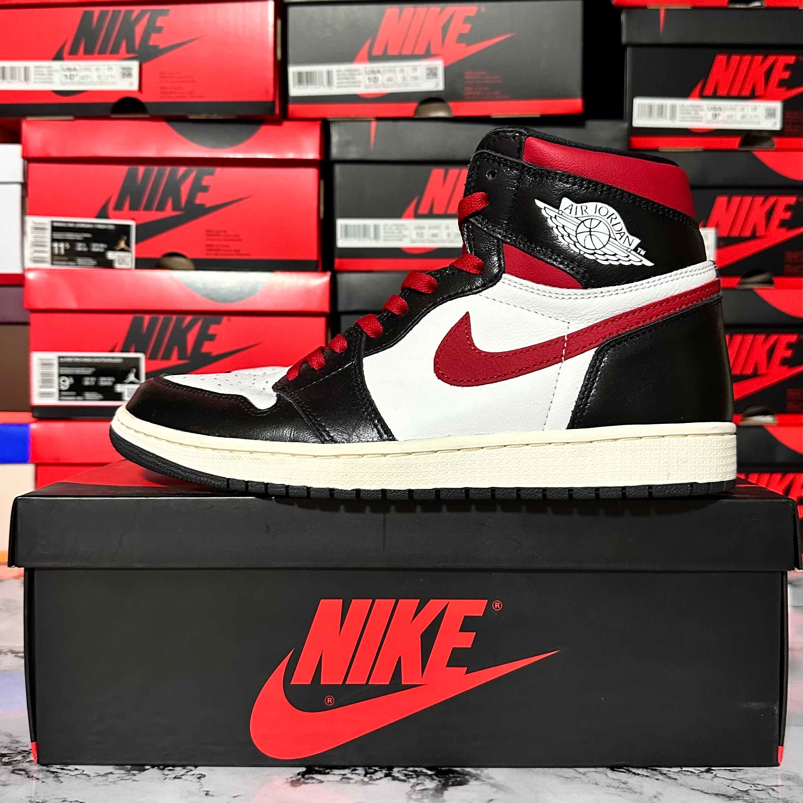 Nike Air Jordan 1 Retro High "Black/White/Sail/Gym Red"    