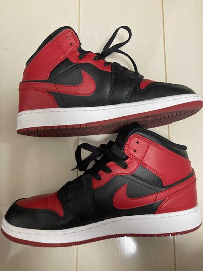 Nike GS Air Jordan 1 Mid "Bred"