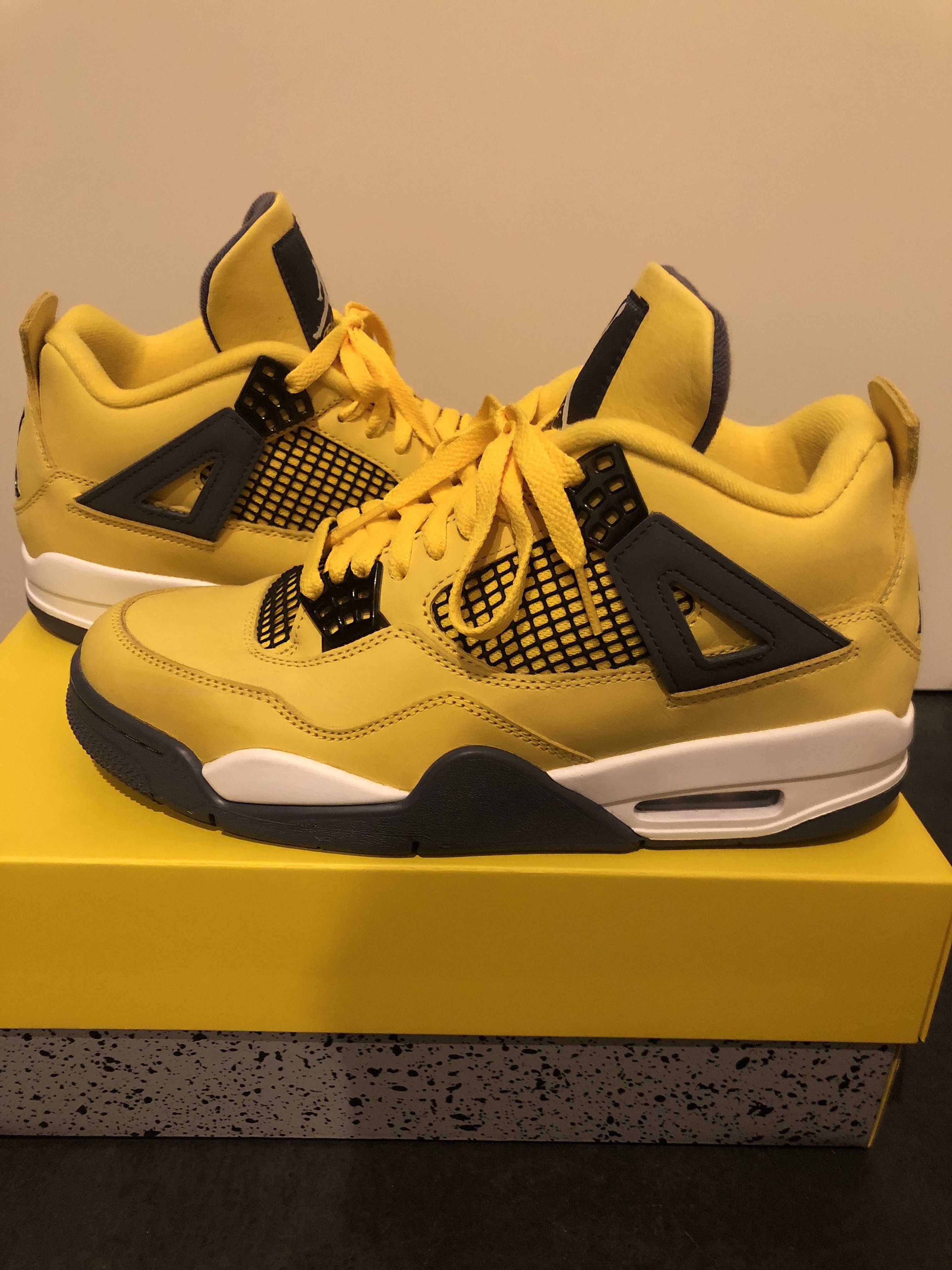 Nike Air Jordan 4 "Tour Yellow"