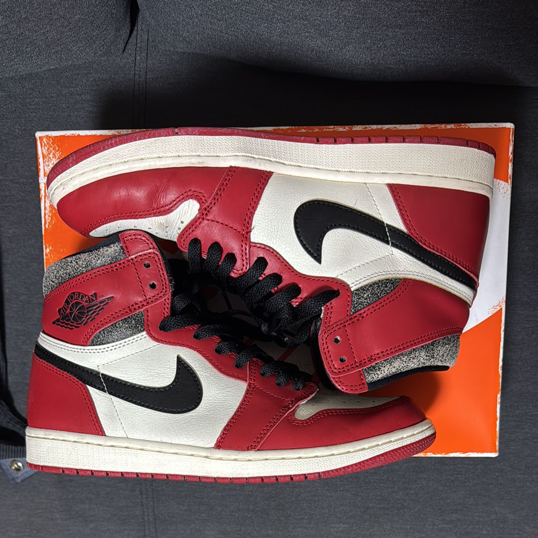 Nike Air Jordan 1 High OG "Lost & Found/Chicago"