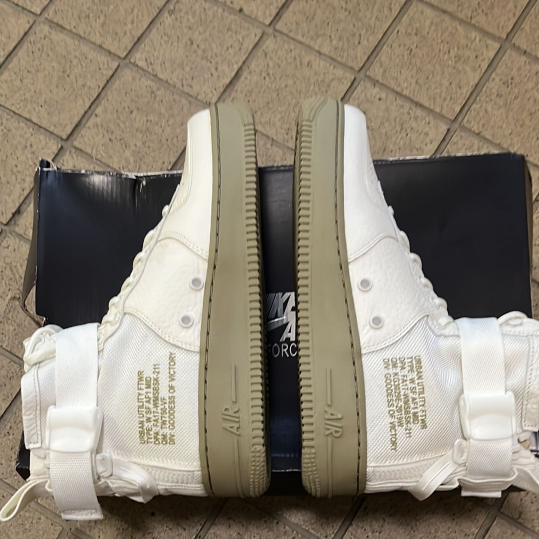 Nike Women's SF Air Force 1 Mid "Ivory Olive"