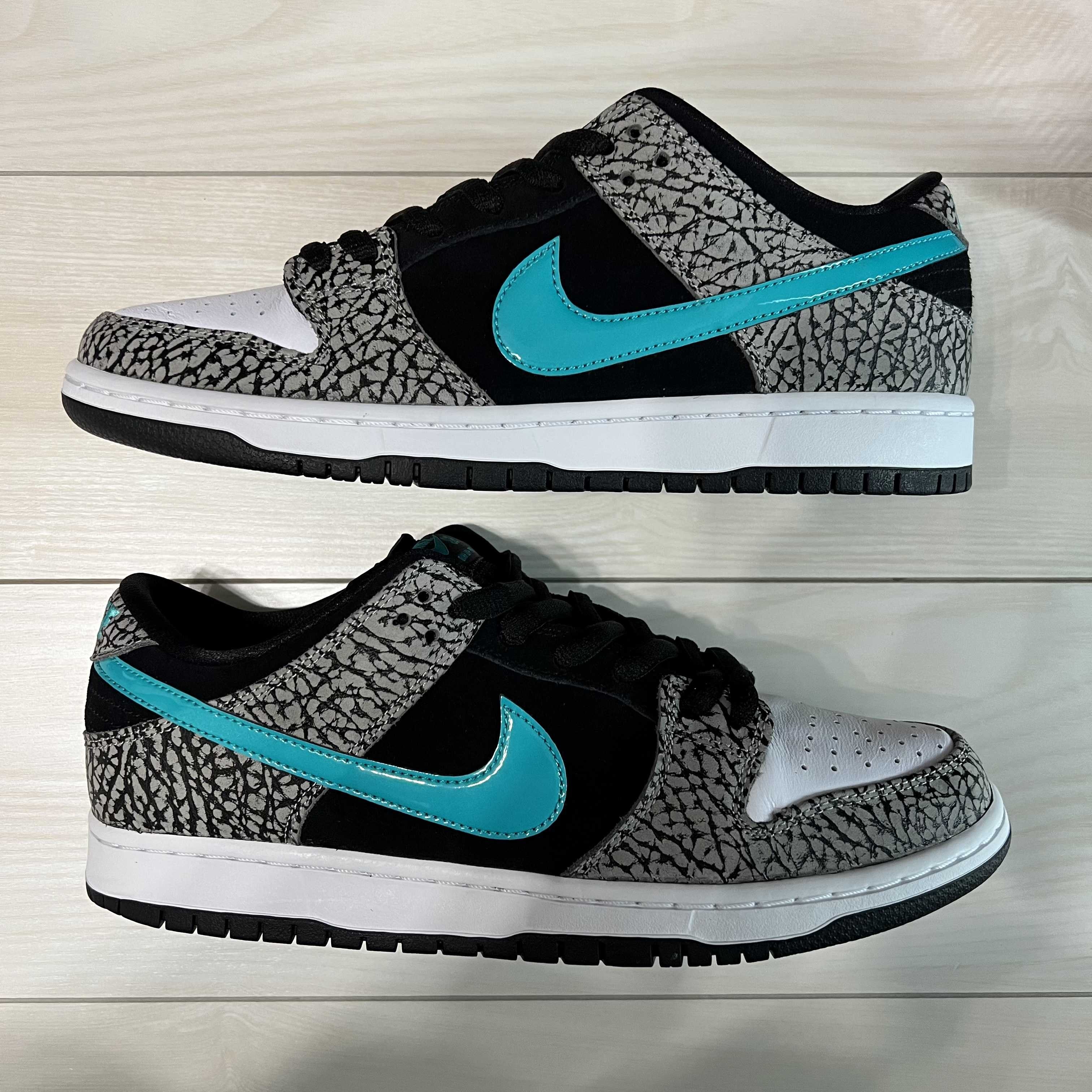 Nike SB Dunk Low "Elephant/Safari"