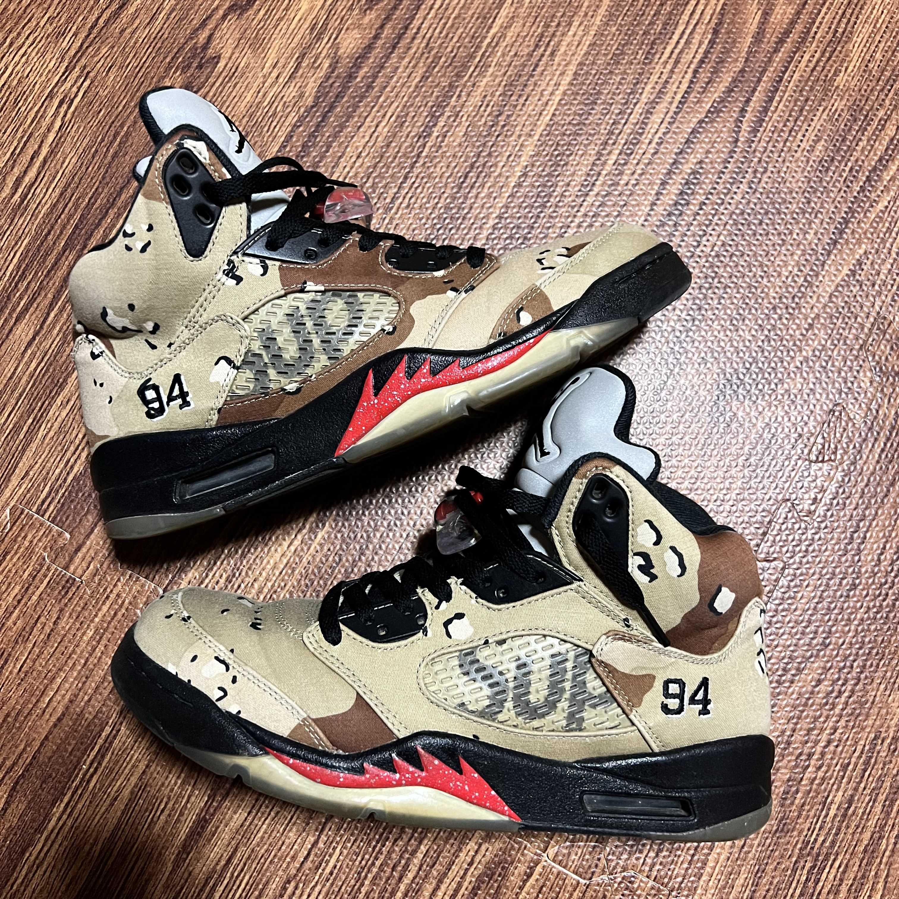 Supreme × Nike Air Jordan 5 Retro "Desert Camo"