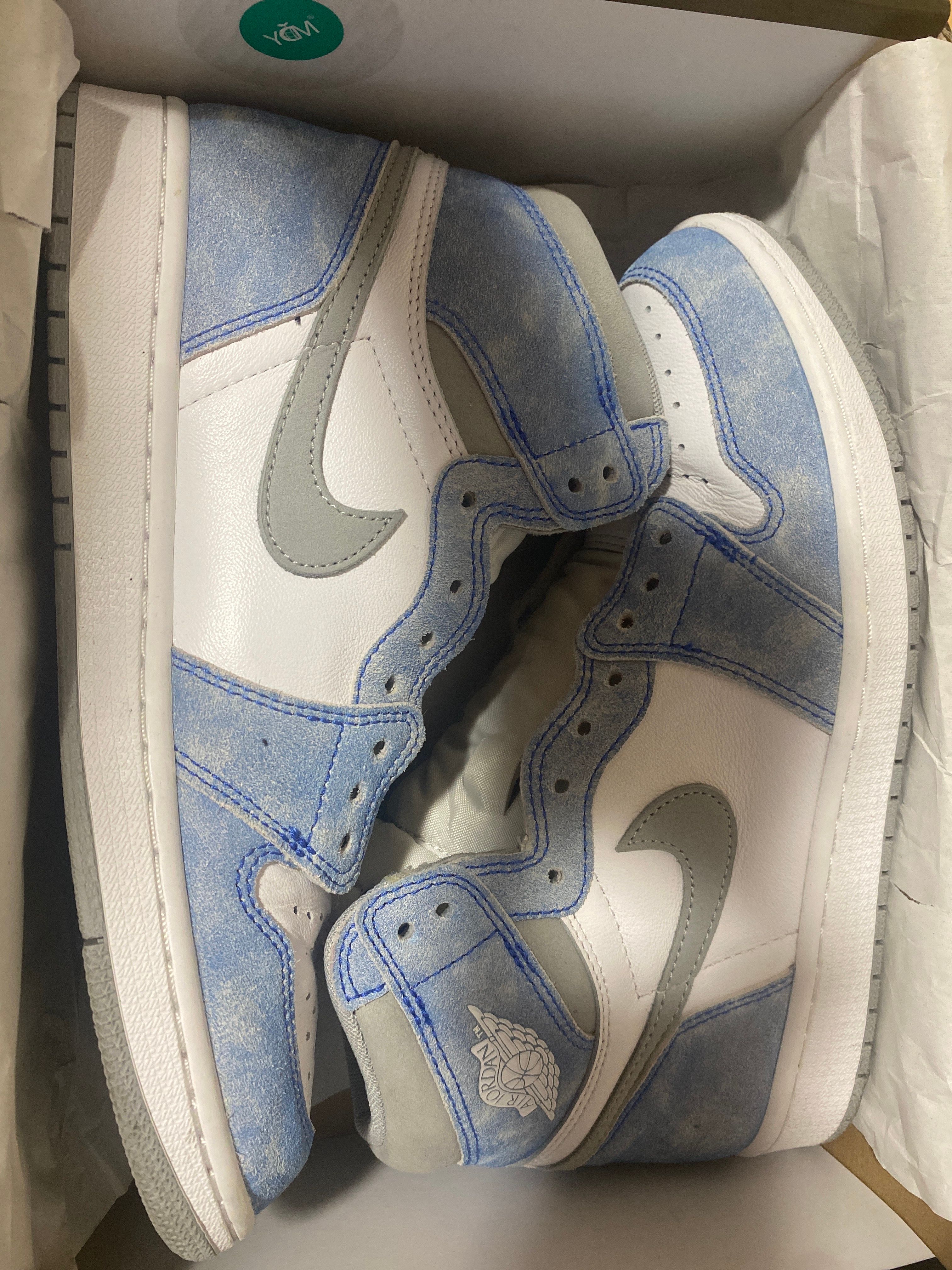 Nike Air Jordan 1 High OG "Hyper Royal"