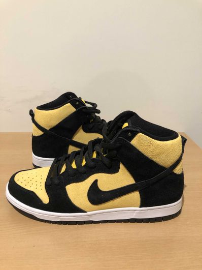 NIKE SB DUNK HIGH "MAIZE AND BLACK"