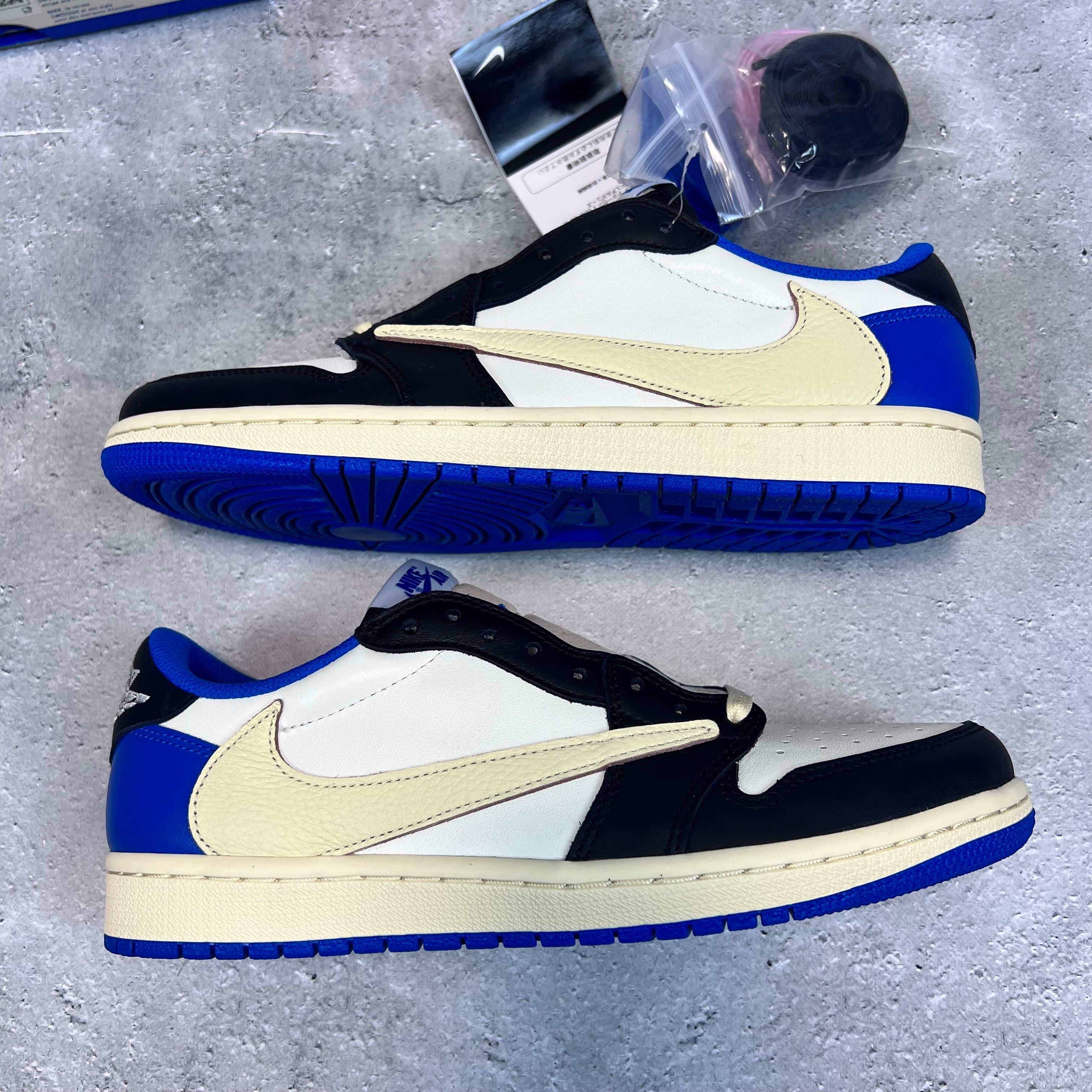 Travis Scott × fragment design × Nike Air Jordan 1 Low OG SP "Military Blue"
