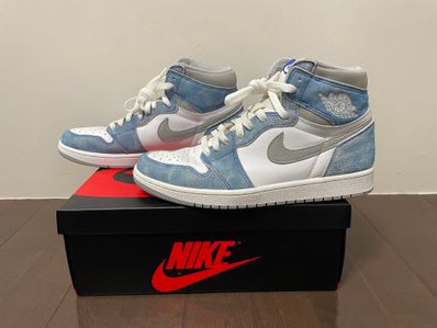 Nike Air Jordan 1 High OG "Hyper Royal"