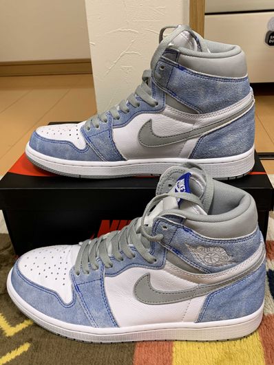 Nike Air Jordan 1 High OG "Hyper Royal"