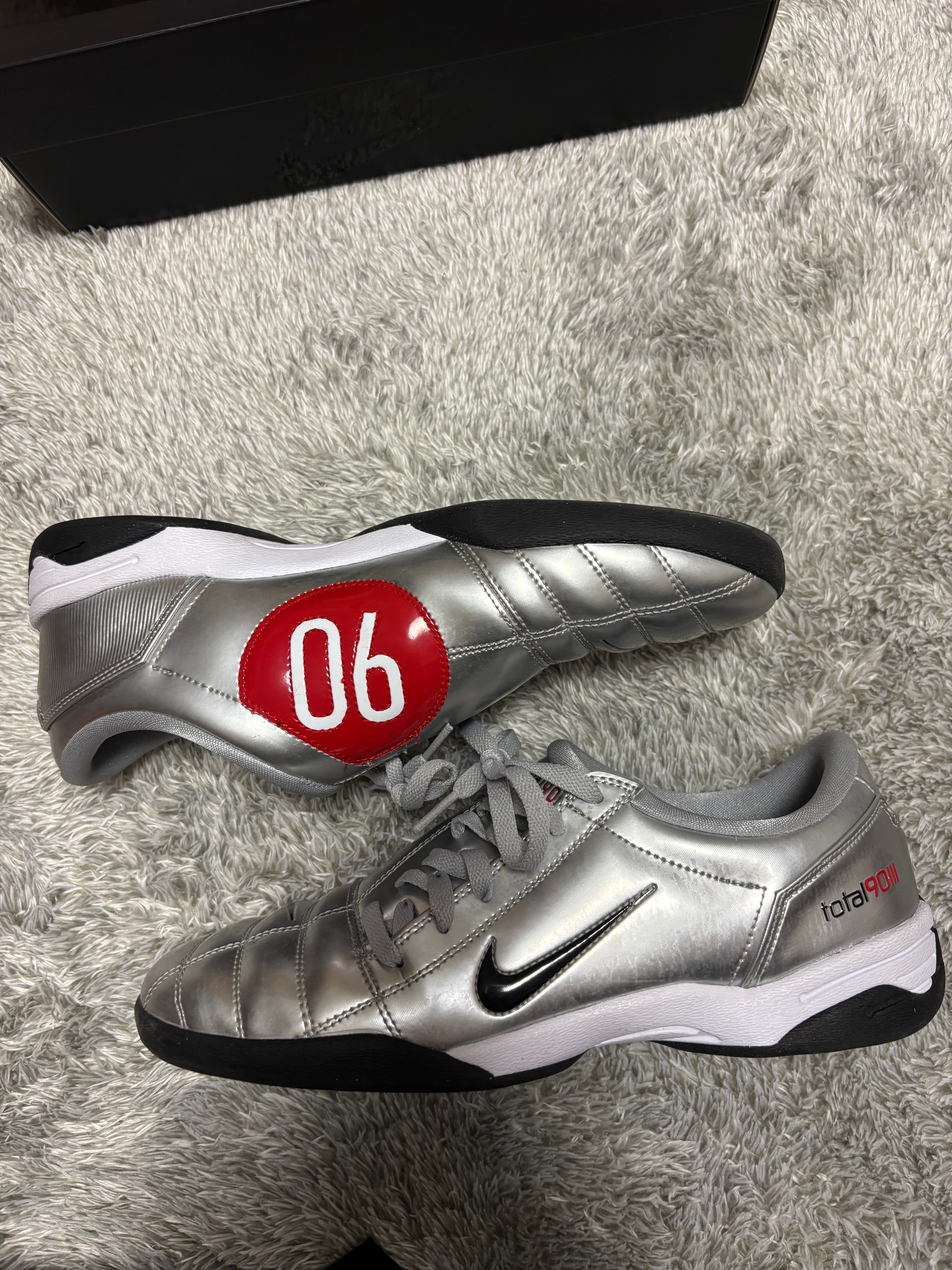 ナイキ トータル90 3 SP "メタリックシルバー アンド ブラック"