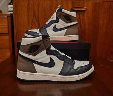 Nike Air Jordan 1 High OG "Sail/Dark Mocha/Black"