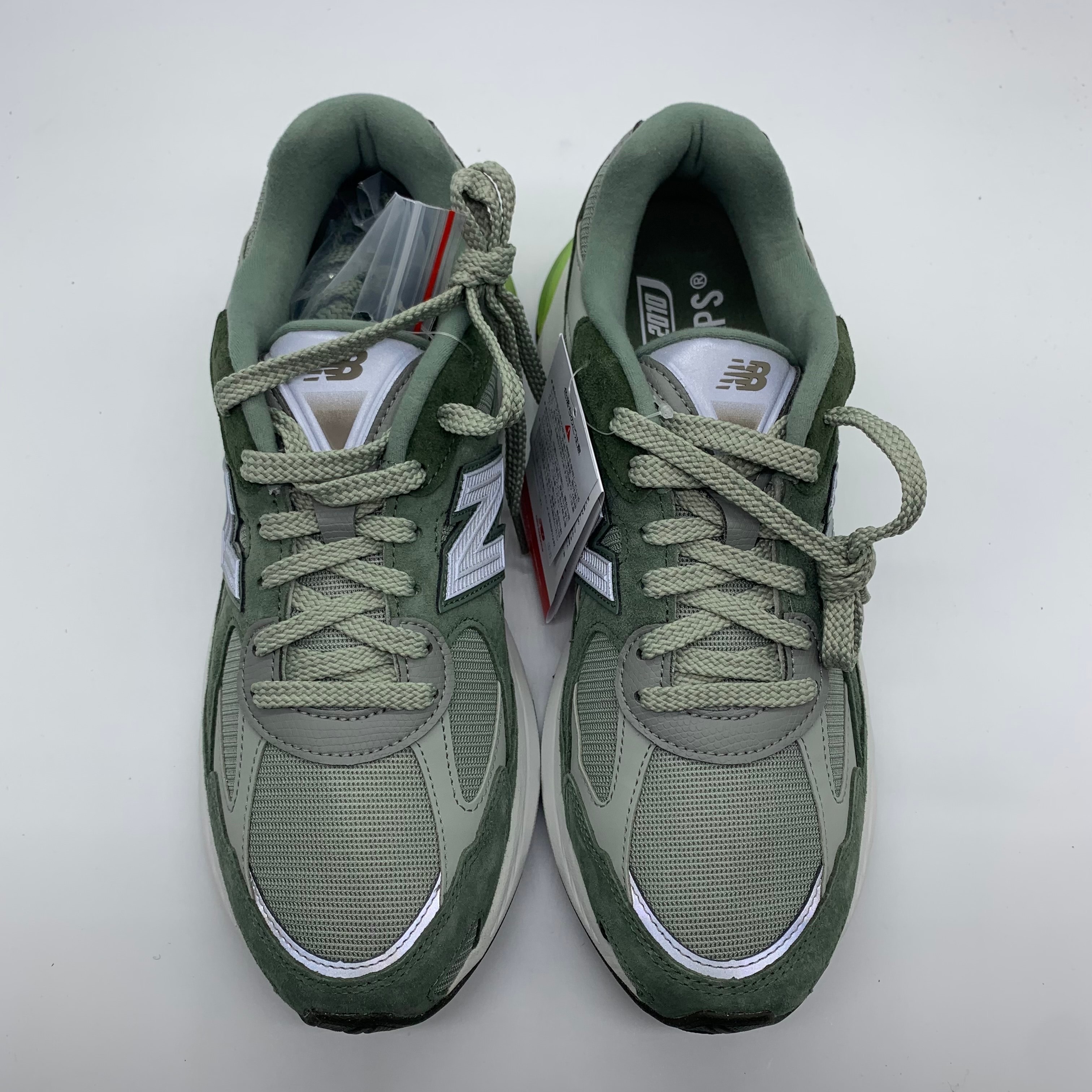 ダブルタップス × ニューバランス アブゾーブ 2010 "オリーブドラブ"